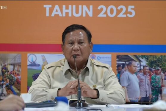 Presiden Prabowo Subianto menyindir Bupati Aceh Selatan yang umrah saat wilayah menghadapi bencana.