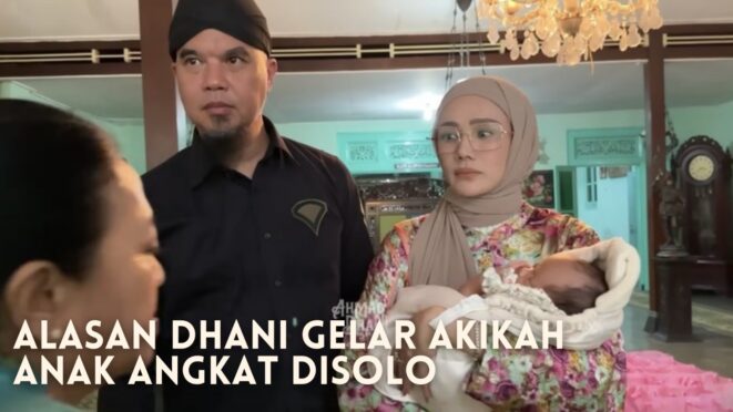 Acara akikah anak angkat Ahmad Dhani dan Mulan Jameela bernuansa Jawa di Solo