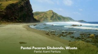 Pantai Pecaron Situbondo dengan pasir putih dan laut biru