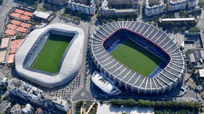 Stadion Parc des Princes dan Stade Jean-Bouin berdampingan