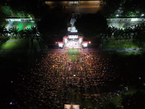 Ribuan warga Banyuwangi mengikuti doa bersama malam tahun baru