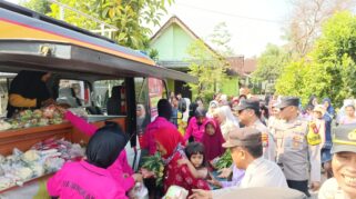 Mayur Kamtibmas digelar oleh Sat Binmas Polresta Banyuwangi bersama Polsek Cluring