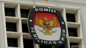 Gedung KPU RI menanggapi putusan KIP soal ijazah Jokowi