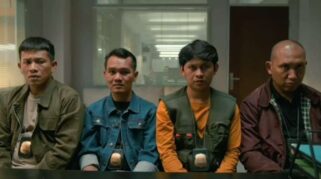 Poster film Agak Laen Menyala Pantiku