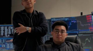 Foto Timothy Ronald Bersama Kalimasada