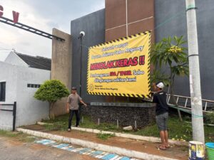 warga Perum Adi Mas Sobo Banyuwangi menolak berdirinya TPS3R Sobo