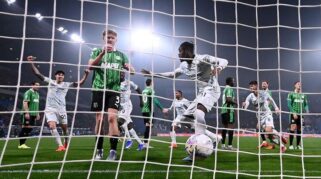 Inter Milan merayakan gol saat melawan Sassuolo di Liga Italia