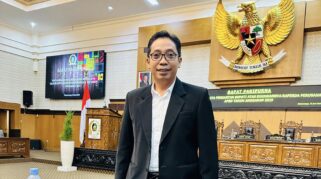 anggota DPRD Banyuwangi dari Fraksi PKB, Dr. Zaki Al Mubarok, M.Si.