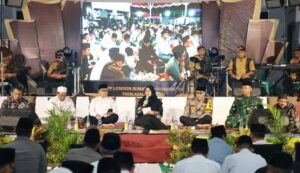 Bupati dan Kapolresta Banyuwangi berdialog dengan warga di Glenmore