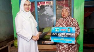 Penyaluran bantuan Program Wenak Banyuwangi 2026