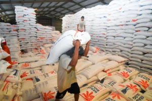 Gudang penyimpanan beras Bulog Banyuwangi