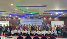 Siswa SMK mengikuti Lomba Kompetensi Siswa TJKT di Siliragung