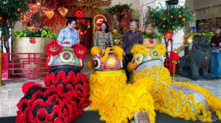 Pawai Cap Go Meh Hotel Borobudur Jakarta dengan atraksi Tatung dan Barongsai