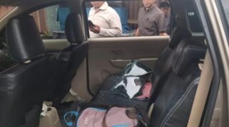 Kaca mobil pecah akibat pencurian di Genteng Banyuwangi