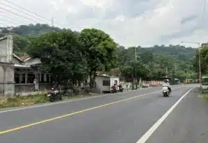 Lokasi korban pengeroyokan anak punk di Banyuwangi