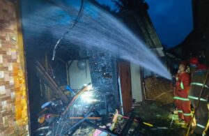 Kondisi rumah warga rusak akibat angin puting beliung di Kecamatan Sempu Banyuwangi