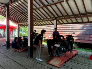 Service Gratis oleh HMM Uniba