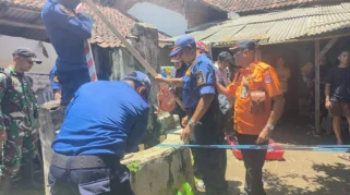 Evakuasi Lansia Ditemukan Tewas di Sumur Sedalam 15 Meter di Patoman Banyuwangi