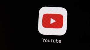 Tampilan layar YouTube error Something went wrong saat gangguan 19 Februari 2026