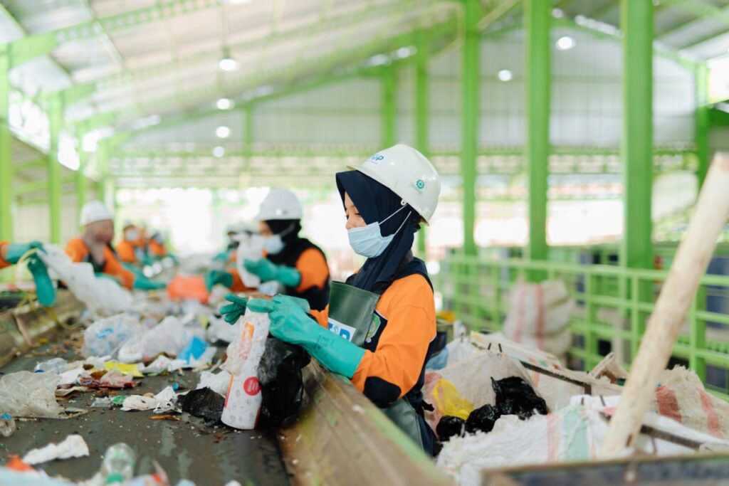 Pengelolaan Sampah TPS3R Balak, Songgon, Kabupaten Banyuwangi.