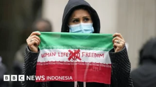 32 WNI Dievakuasi dari Iran: Gelombang Kedua Dijadwalkan Tiba Hari Ini, Pemerintah Tegaskan Komitmen Lindungi Warga