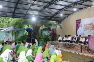 Bupati Banyuwangi menghadiri silaturahmi Ramadan di Kecamatan Sempu
