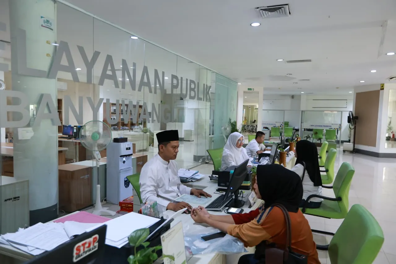 Layanan perekaman KTP elektronik di kantor Disdukcapil