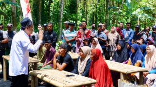 Sosialisasi program bansos digital di Banyuwangi
