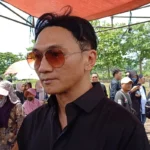 Anji Antar Ibunda ke Peristirahatan Terakhir di TPU Mangun Jaya, Bekasi