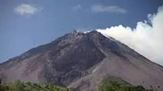 Badan Geologi Naikkan Status Gunung Tambora Jadi Waspada: Apa Risiko dan Imbuhannya?