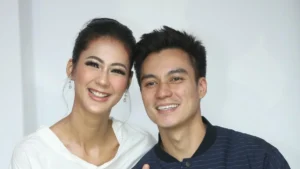 Baim Wong dan Paula Verhoeven Terapkan Pola Parenting Fleksibel di Lebaran 2026
