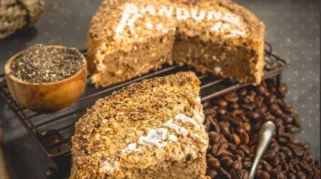 Bandung Siapkan Musim Lebaran dengan Oleh-Oleh Kekinian, Antrean Lalu Lintas, dan Peringatan Pendatang