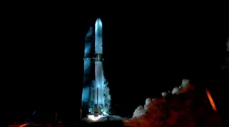 Blue Origin Siapkan Pusat Data untuk Menantang Dominasi SpaceX