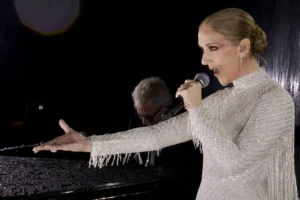 Céline Dion Diperkirakan Lakukan Comeback Besar di Paris 2026