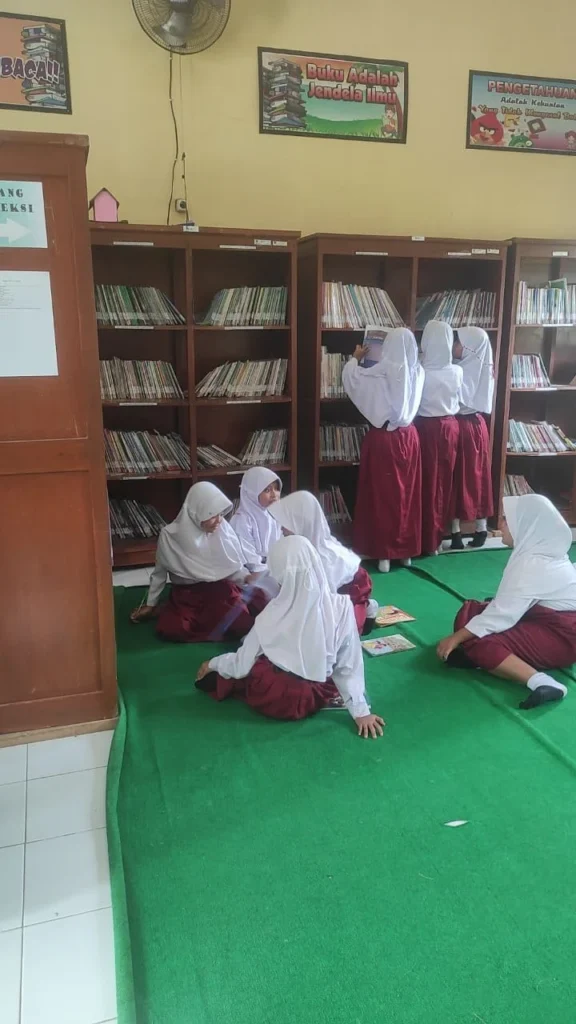 Dampak Positif Perpustakaan Terhadap Pengembangan Karakter dan Akademik Siswa