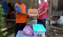 Dapur Rumah Warga Sumberwindu Roboh, BPBD Nganjuk Kirim Bantuan