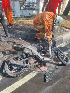 Dua Remaja Terbakar dan Kecelakaan Motor Lima Pemuda Warnai Malam Takbiran di Driyorejo