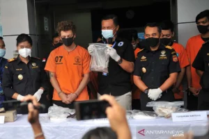 Eks Tentara Rusia Ternyata Pemilik Lab Mephedrone di Bali: Ratus Gram Narkoba Disita