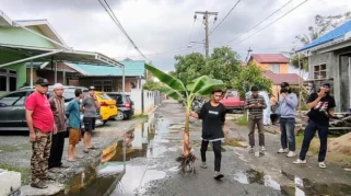 Enam Peristiwa Terpopuler di Kalimantan Barat, Dari Protes Jalan Rusak hingga Tragedi Bocah Tenggelam di Sungai Kapuas