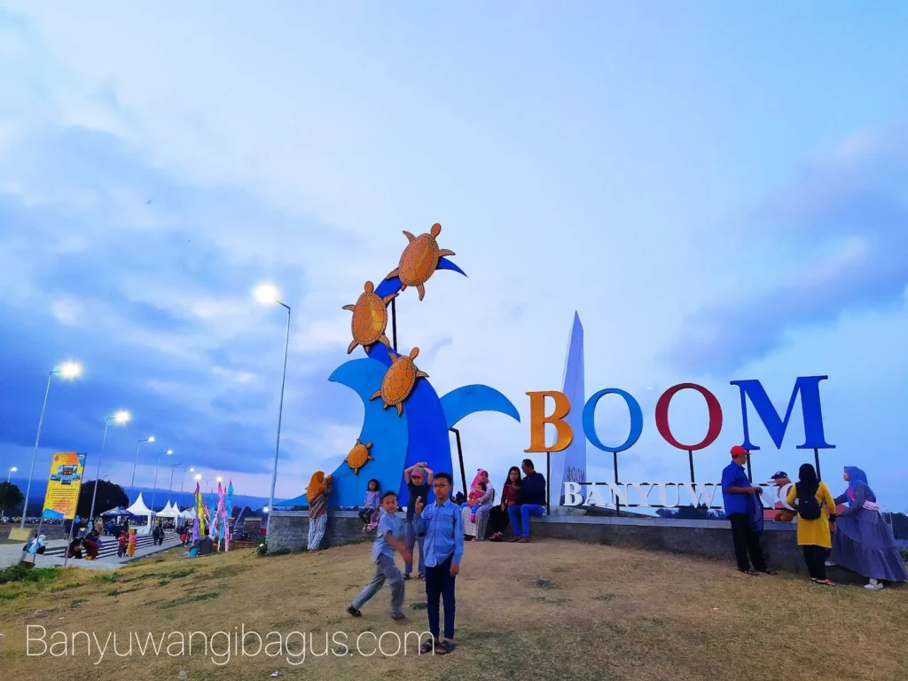 Event tahunan di Pantai Marina Boom Banyuwangi: Sejarah dan Konsep
