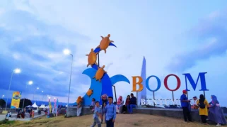 Event tahunan di Pantai Marina Boom Banyuwangi: Sejarah dan Konsep