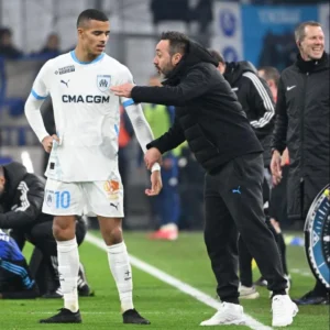 Fans Tottenham Tolak Penunjukan Roberto De Zerbi Karena Kontroversi Mason Greenwood