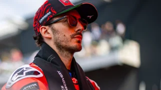 Firasat Buruk di Warm‑up, Bagnaia Gagal di Balapan; Sementara Timnas Indonesia Kalah di Final FIFA Series