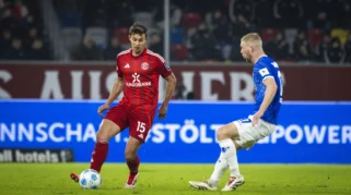 Fortuna Düsseldorf Terpuruk Usai Kalah 2-5 dari Hertha BSC, Kritik Menimpa Markus Anfang dan Sorotan Pada Sima Suso