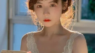 Foto Setengah Badan Kekinian: 11 Gaya Vintage hingga AI‑Driven yang Mendominasi Media Sosial