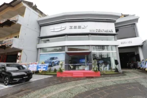 Geely Luncurkan Serbu Dealer: Target 80 Gerai di Indonesia Tahun Ini, Bersaing Ketat dengan BYD & Jaecoo