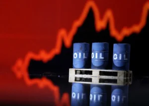 Global Oil Stocks Shrink as Prices Surge After Iran’s Gulf Attack