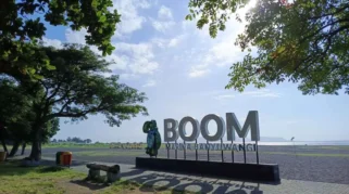Harga tiket masuk Pantai Marina Boom Banyuwangi: Detail Tarif dan Kategori Pengunjung