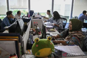 Jakarta Kembali Padat di Hari Pertama Kerja Usai Lebaran, Warga Beralih ke Ojek Online dan TransJakarta