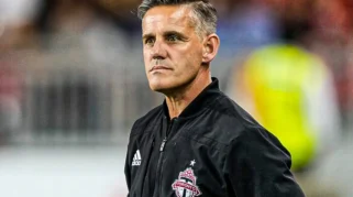 John Herdman Tak Pernah Diam di Laga: Alasan di Balik Energi Stadion GBK